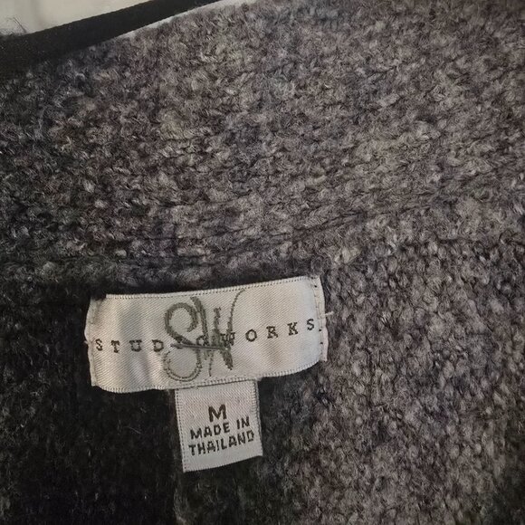 Vintage Studio Works Cardigan Sweater M Black Gray Ombre Stripe Knit Button VNec - Picture 9 of 13